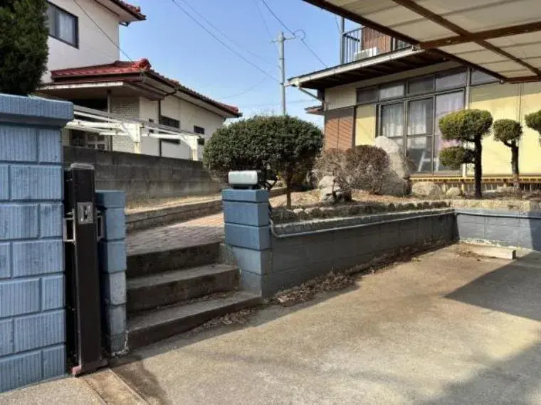 Slide 4