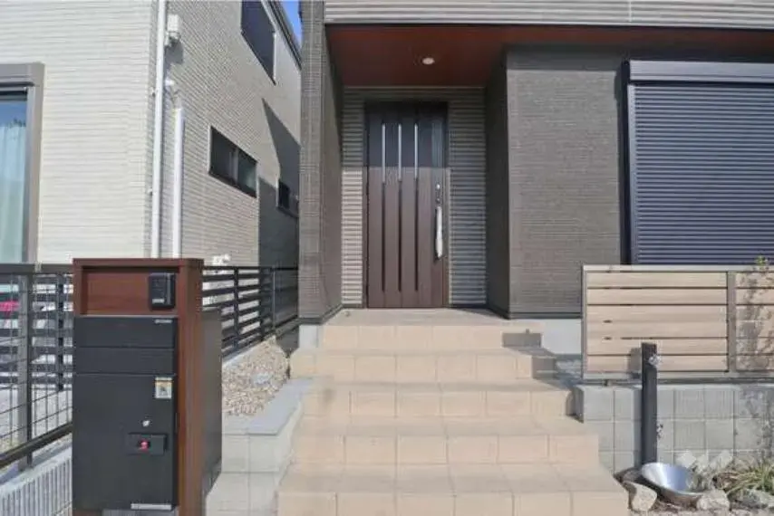 Slide 4