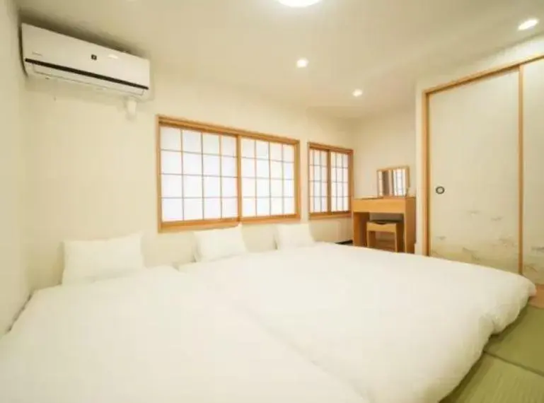 Slide 4