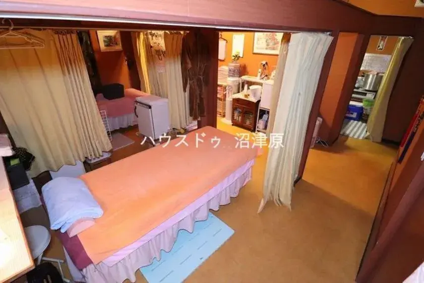 Slide 4
