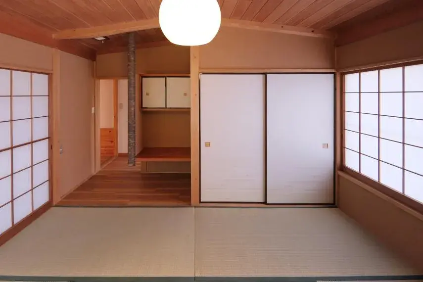 Slide 4