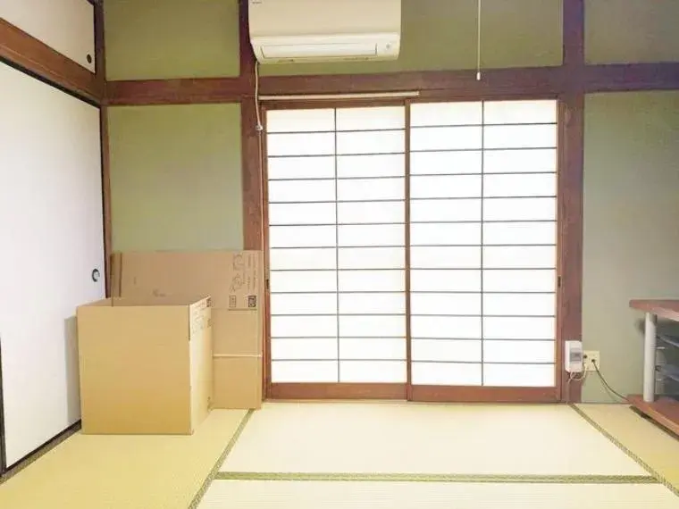 Slide 4