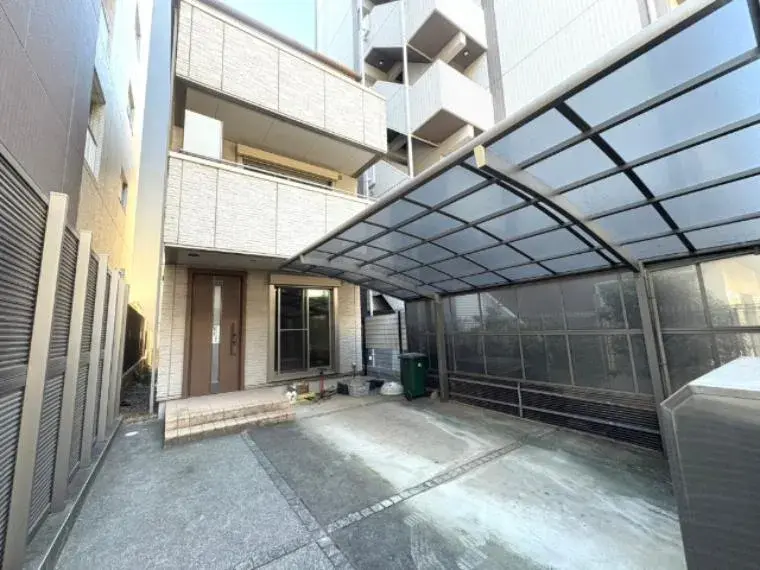 Slide 4