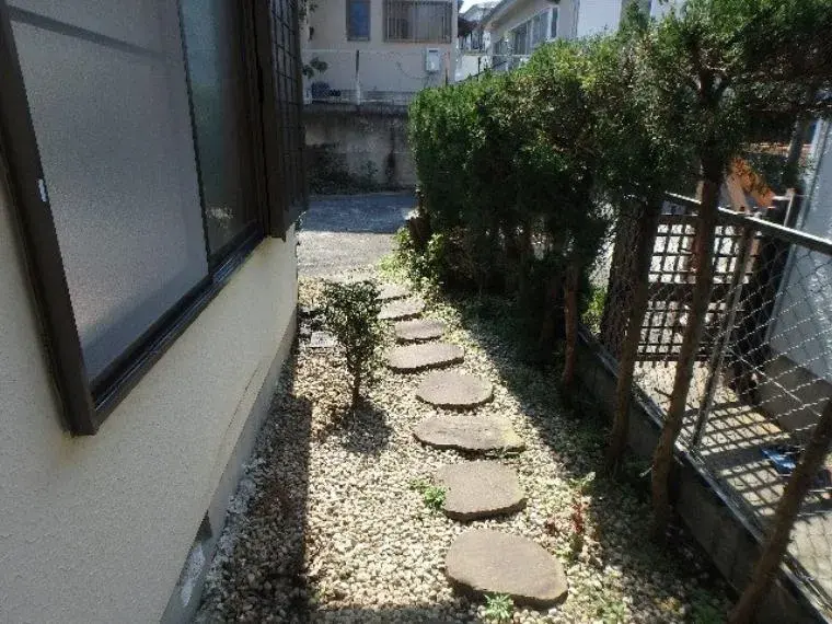 Slide 4