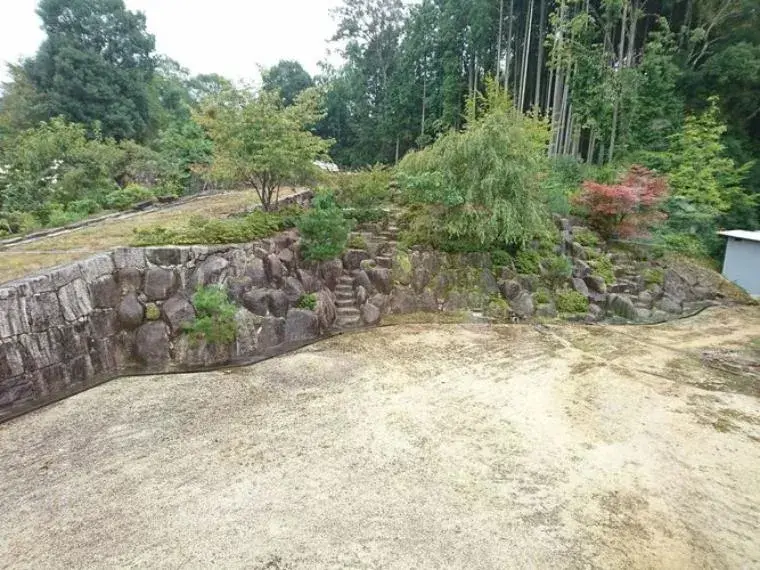Slide 4