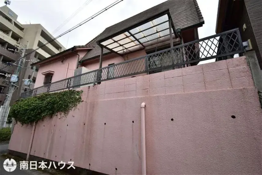 Slide 4
