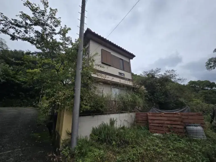 Slide 4