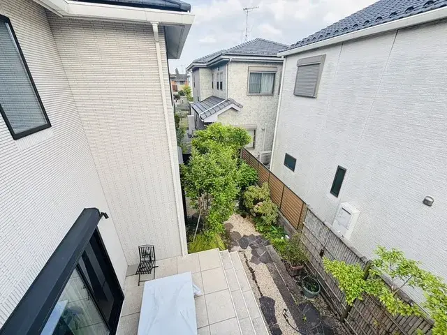 Slide 3