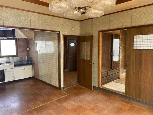 2-Story House with All Rooms Storage, Kitami City, Hokkaido (1)