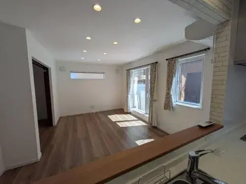 2-Story Walk-in Closet Property Sapporo Hokkaido (3)