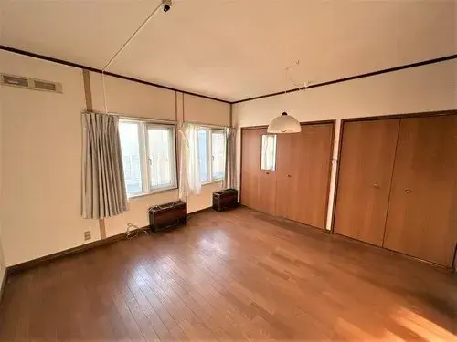 2-Story House with LDK 15+ Tatami Mats, Sapporo City, Hokkaido (3)