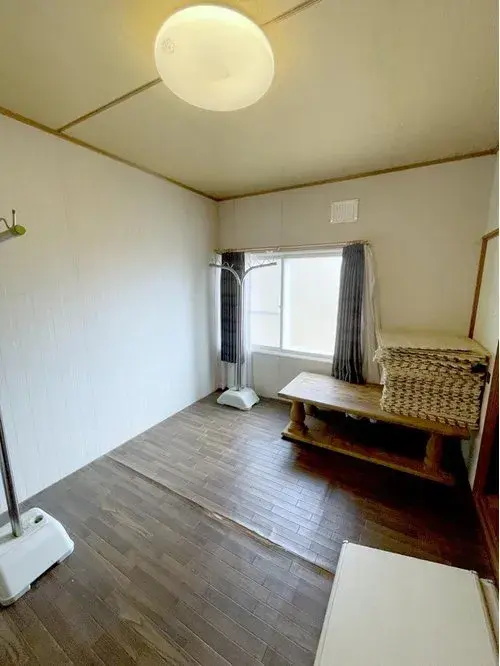 LDK 20+ Tatami 2-Story Property in Otaru City, Hokkaido (2)