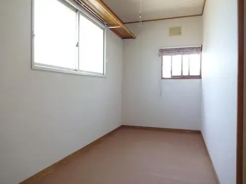 2-Story House Hakodate City Hokkaido (6)