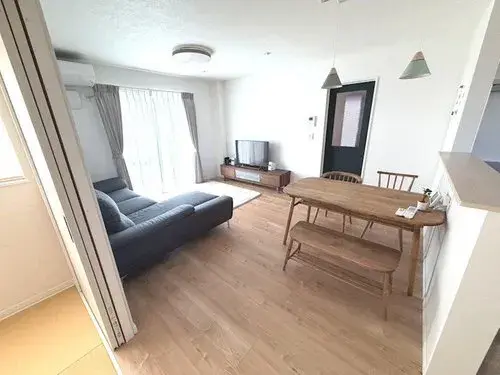 2-story House Hachinohe City Aomori Prefecture (3)