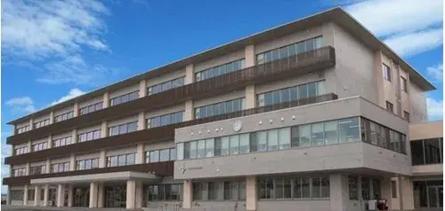2-Story House with 15+ Tatami LDK, Tendo City, Yamagata Prefecture (10)