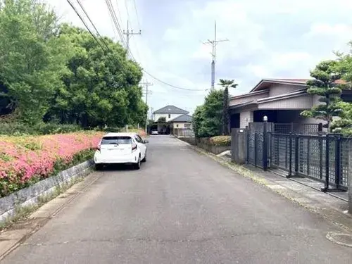 Slide 4