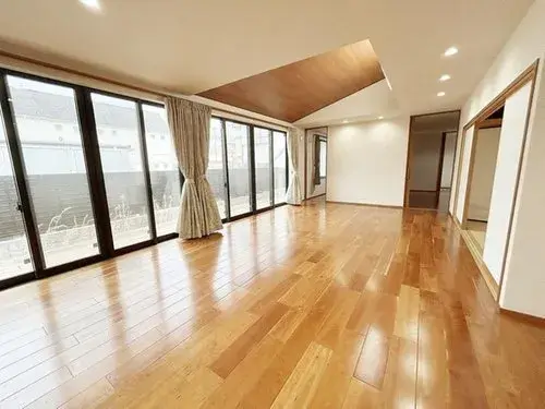 3LDK Property Koshigaya City Saitama Prefecture (2)