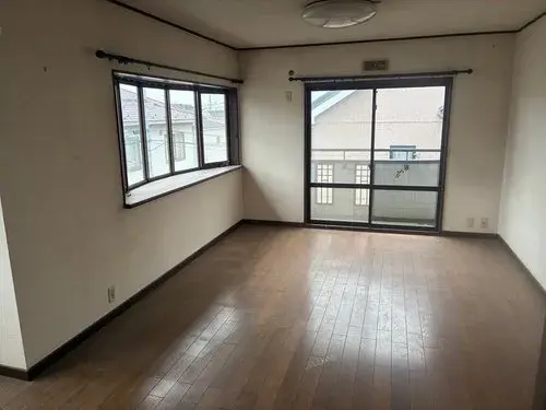 Two-Family House Konosu Saitama Prefecture (1)