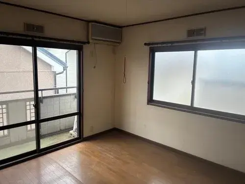 Two-Family House Konosu Saitama Prefecture (6)