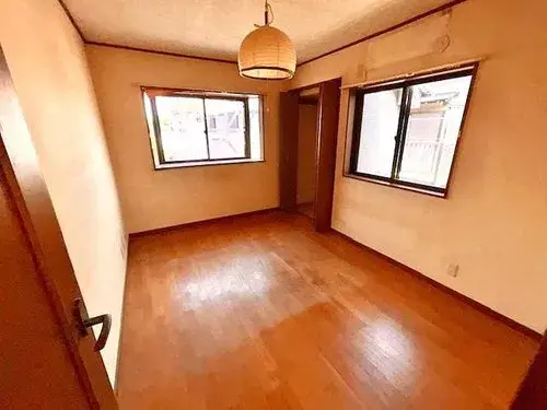 2-Story House Ichikawa Chiba Prefecture (4)