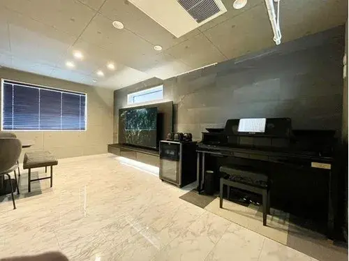 Over 15-Tatami LDK 3-Story Property, Setagaya Ward, Tokyo (2)