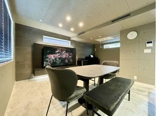 Over 15-Tatami LDK 3-Story Property, Setagaya Ward, Tokyo (3)