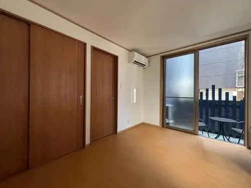 Multi-Story Two-Family Residence Chiyoda Ward Tokyo (3)