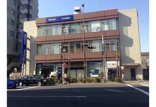 Multi-Story Two-Family Residence Chiyoda Ward Tokyo (10)