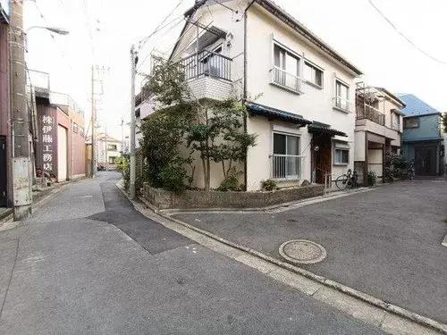 Slide 4