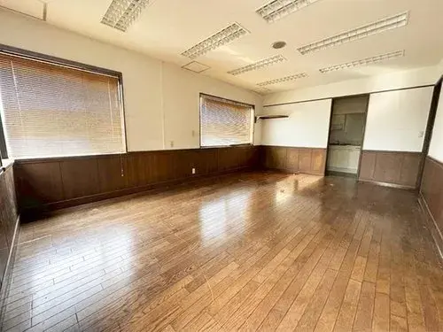 Two-Family Two-Story House Odawara City Kanagawa Prefecture (1)