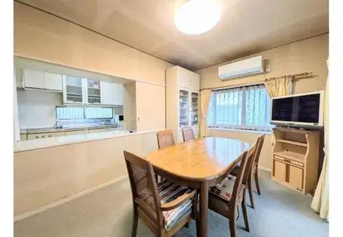 Kanagawa Zushi City 2-Story Over 20-Tatami LDK Property (6)
