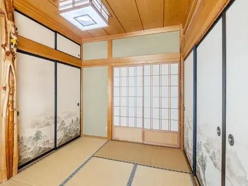 2 Bedroom Property Yokohama City Kanagawa Prefecture (4)