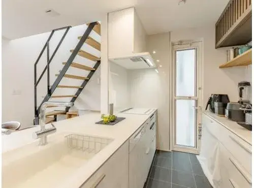 Kanagawa Prefecture Yokohama City 2LDK Property (17)