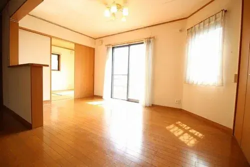 3LDK+S Property Atsugi City Kanagawa Prefecture (3)