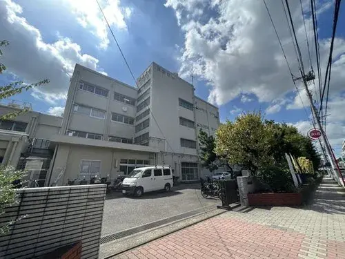 Kanagawa Yokohama 2 Bedroom Property (19)