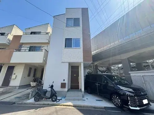 Kanagawa Yokohama 2 Bedroom Property (3)