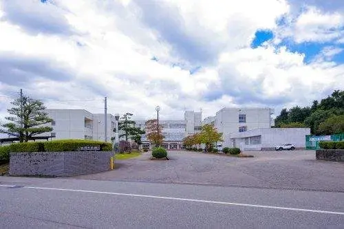 2 Bedroom Property Toyama City Toyama Prefecture (8)