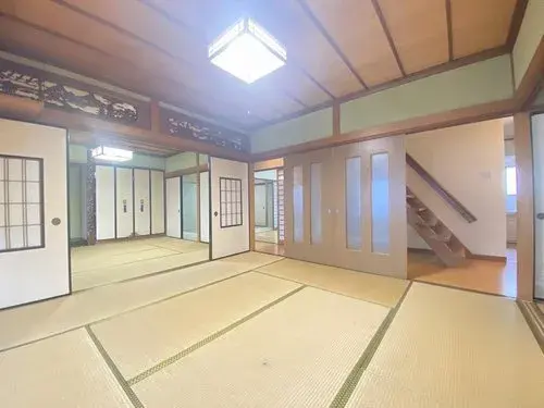2-Story 2-Family Home Kanazawa City Ishikawa Prefecture (2)