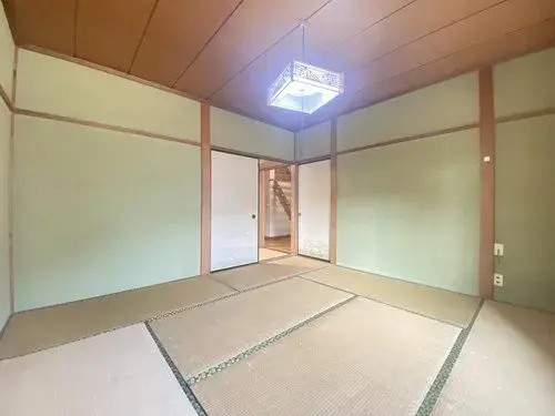 2-Story 2-Family Home Kanazawa City Ishikawa Prefecture (6)