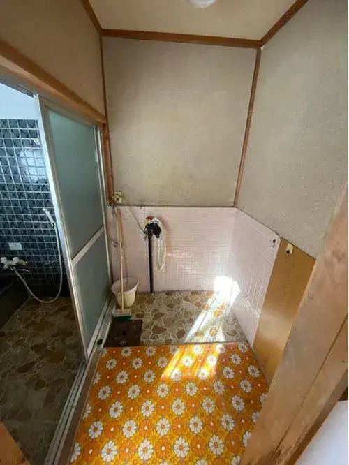 6DK Residence, Kisomura, Nagano Prefecture (10)