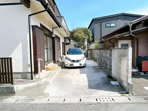 Slide 4