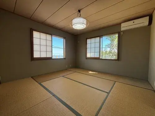 Large 3-Story Wooden Property Itō Shizuoka Prefecture (2)
