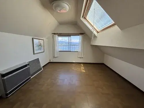 Large 3-Story Wooden Property Itō Shizuoka Prefecture (5)