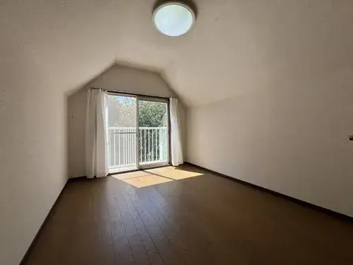 Large 3-Story Wooden Property Itō Shizuoka Prefecture (6)