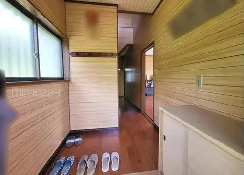 Slide 4