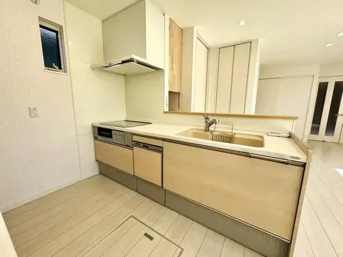 Aichi Kasugai City 4 Bedroom Property (15)