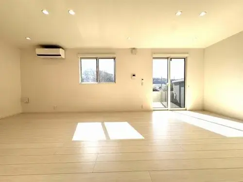 Aichi Kasugai City 4 Bedroom Property (5)