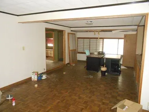 2-Story Property Matsusaka City Mie Prefecture (1)
