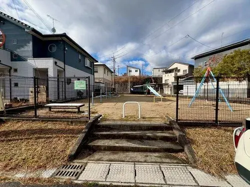 Slide 4