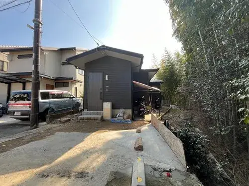 Slide 4